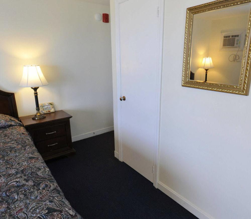 Atlantic Sands Motel 2*